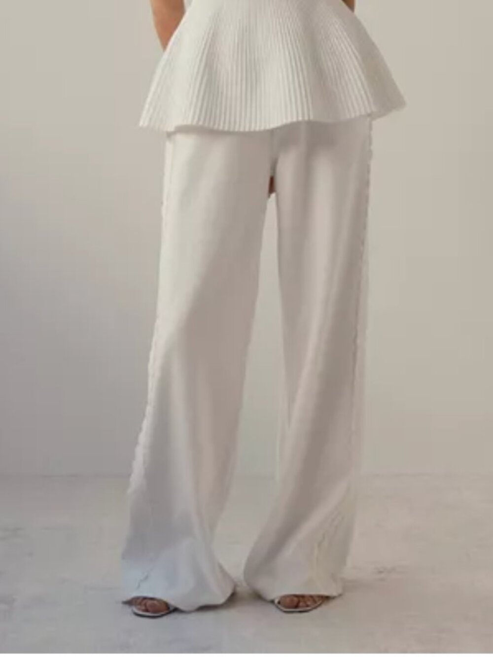 DL1961 Alex Aura Baggy Wide Leg Low Rise Jeans in White Lace
